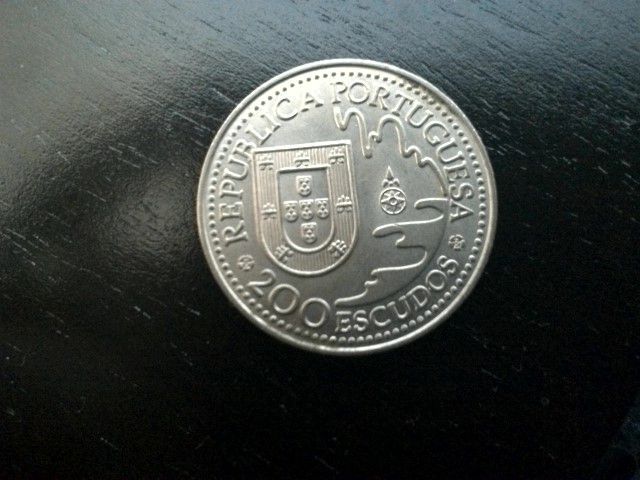 Moedas 200 escudos em Prata