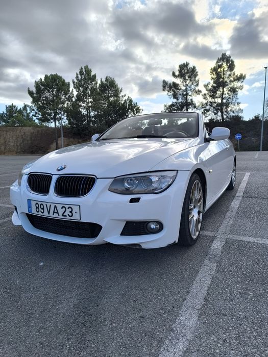 BMW 320 Cabriolet 2010 Pack M – Elegância, Desempenho e Estilo Desport