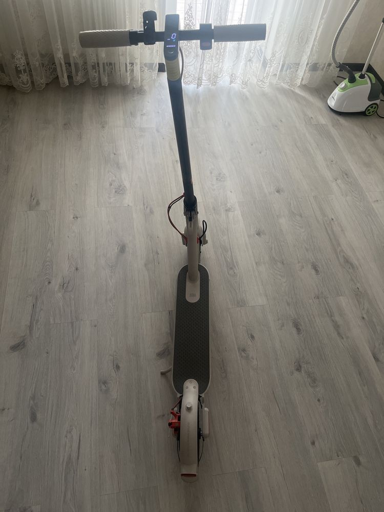 Самокат Xiaomi Mi Electric Scooter 3 Grey