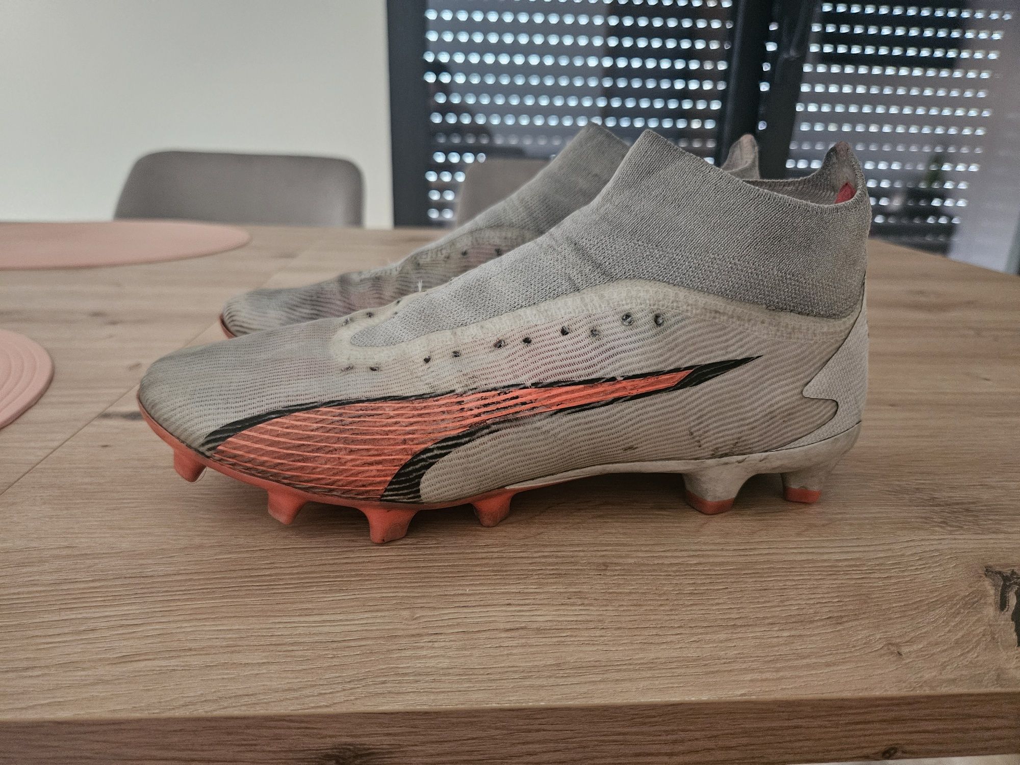 Chuteiras Puma Ultra FG