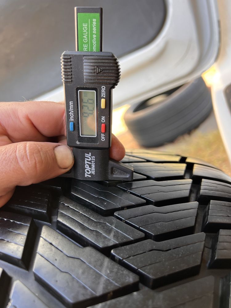 225/70/15c Bridgestone Duravis All Season 225/70 R15C 112S пара