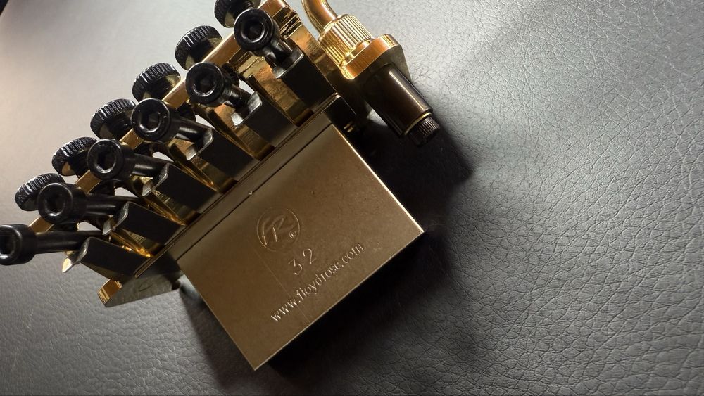 Floyd Rose Gold 1000 / Novo