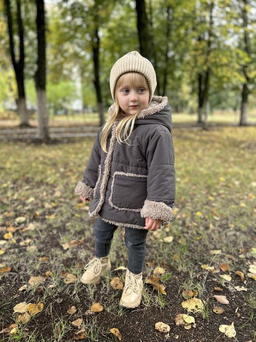 Куртка сіра демі