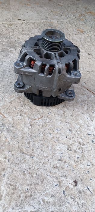 Генератор на Пежо 3008