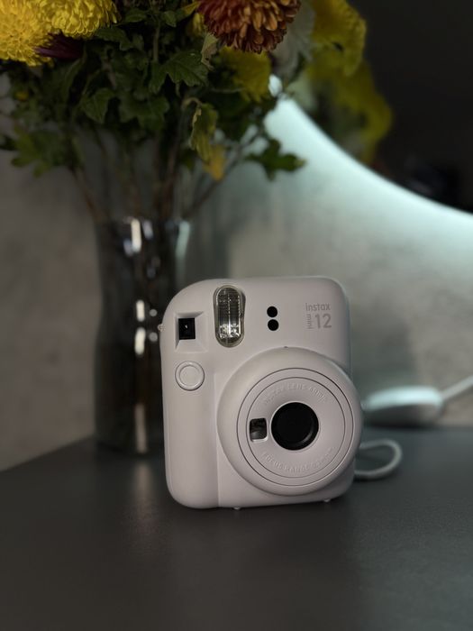 продам instax 12 mini