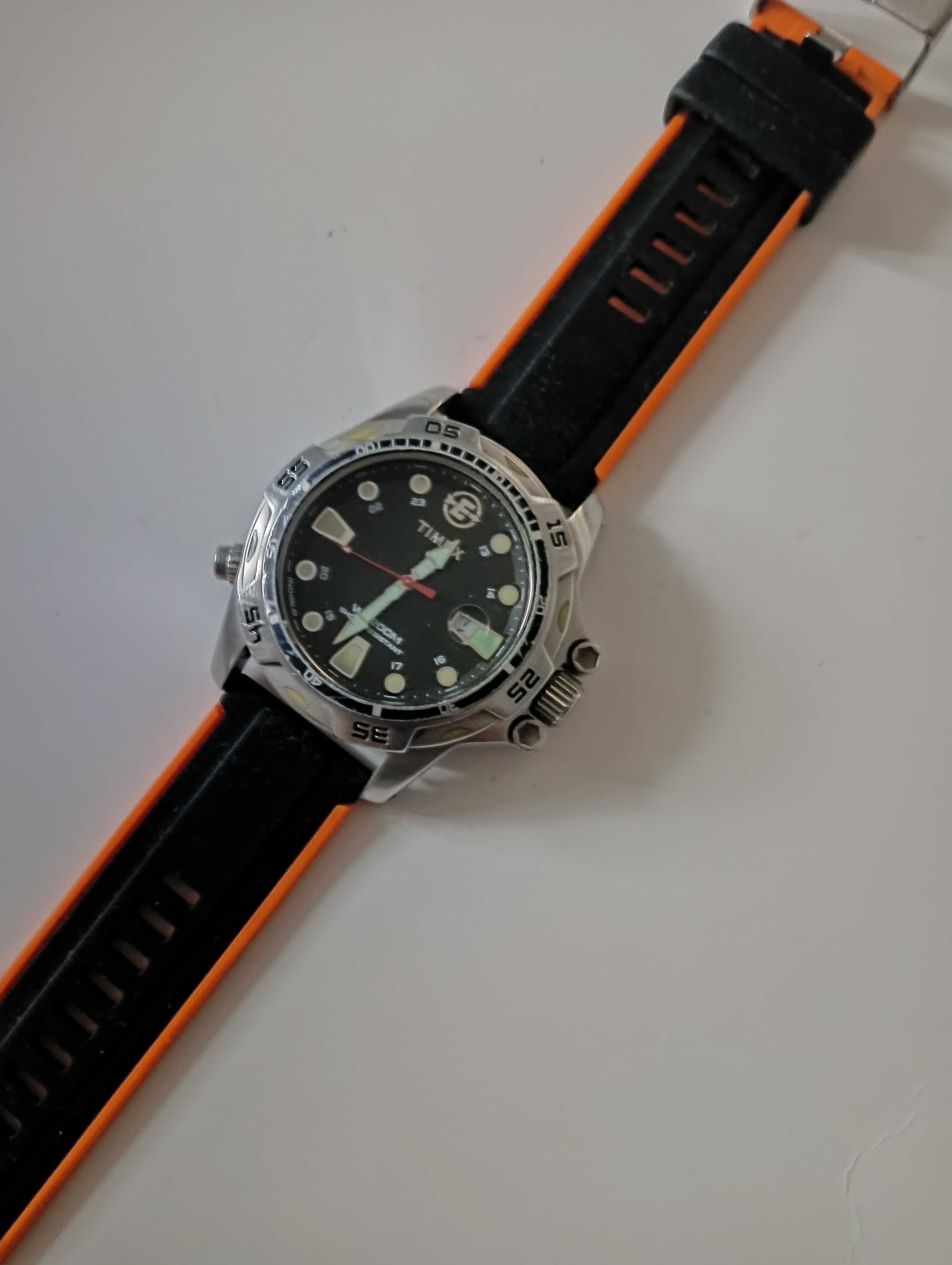 Timex Expedition diving 200 m T49616