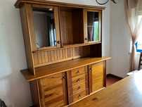 Conjunto sala de jantar (louceiro e mesa + 6 cadeiras)