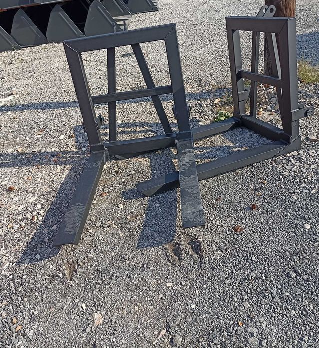 Paleciak widłak na tył ciągnika MOCNY /  Nowy Transport Cała PL