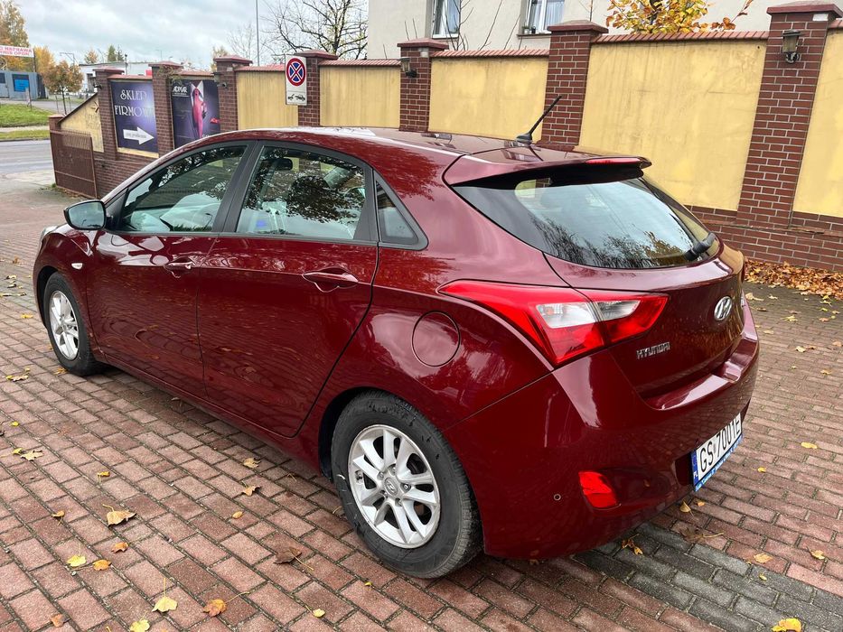 Hyundai I30 bezwypadkowy polski salon instalacja gazowa