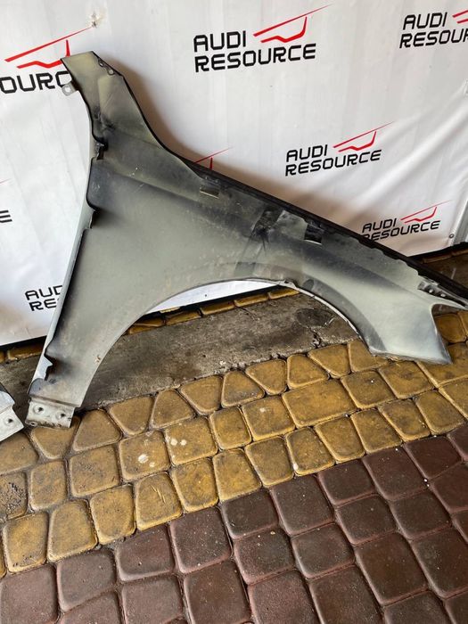 Крило крыло Audi Q5 08-16 рік 8R0 ліве та праве