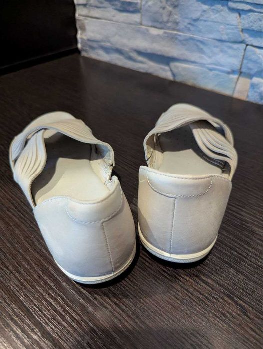 Босоніжки Ecco 39 Нові