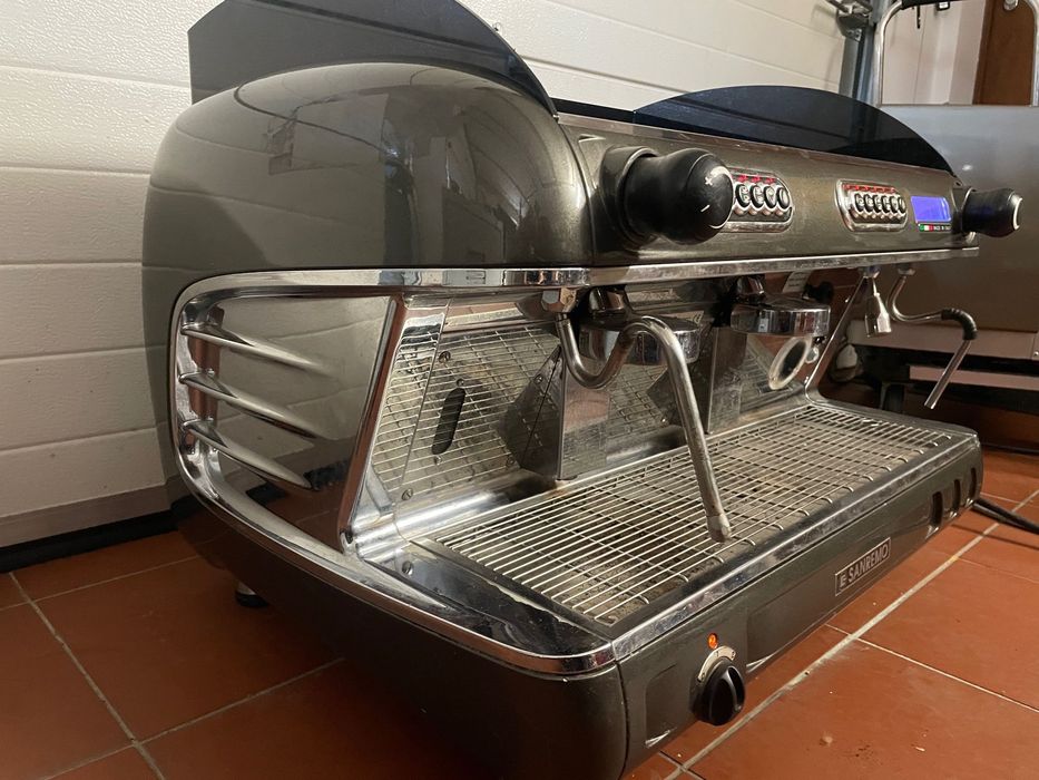 ekspres kolbowy ciśnieniowy Sanremo Verona, Faema  Cimbali