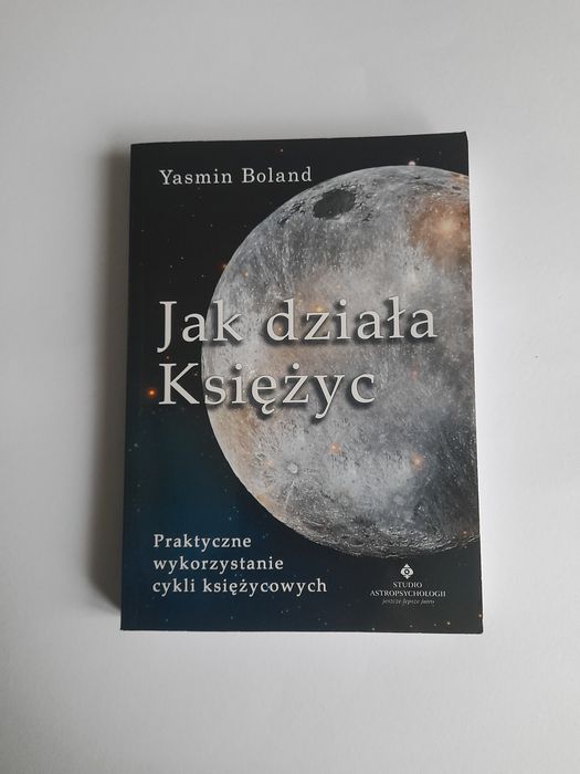 Jak działa Księżyc Yasmin Boland