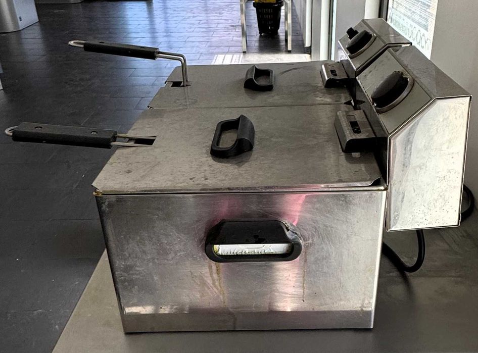 Fritadeira a Óleo Dupla Profissional – Ideal para Restaurante/Café