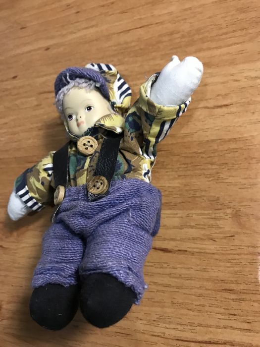 Кукла фарфор из Европы