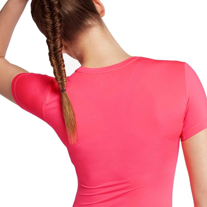 Жіноча, яскраво рожева футболка Nike W NP TOP SS