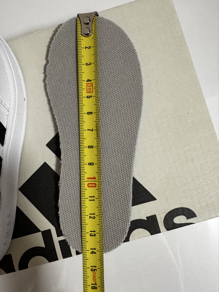 Дитячі кросівки Adidas breaknet 22 розмір