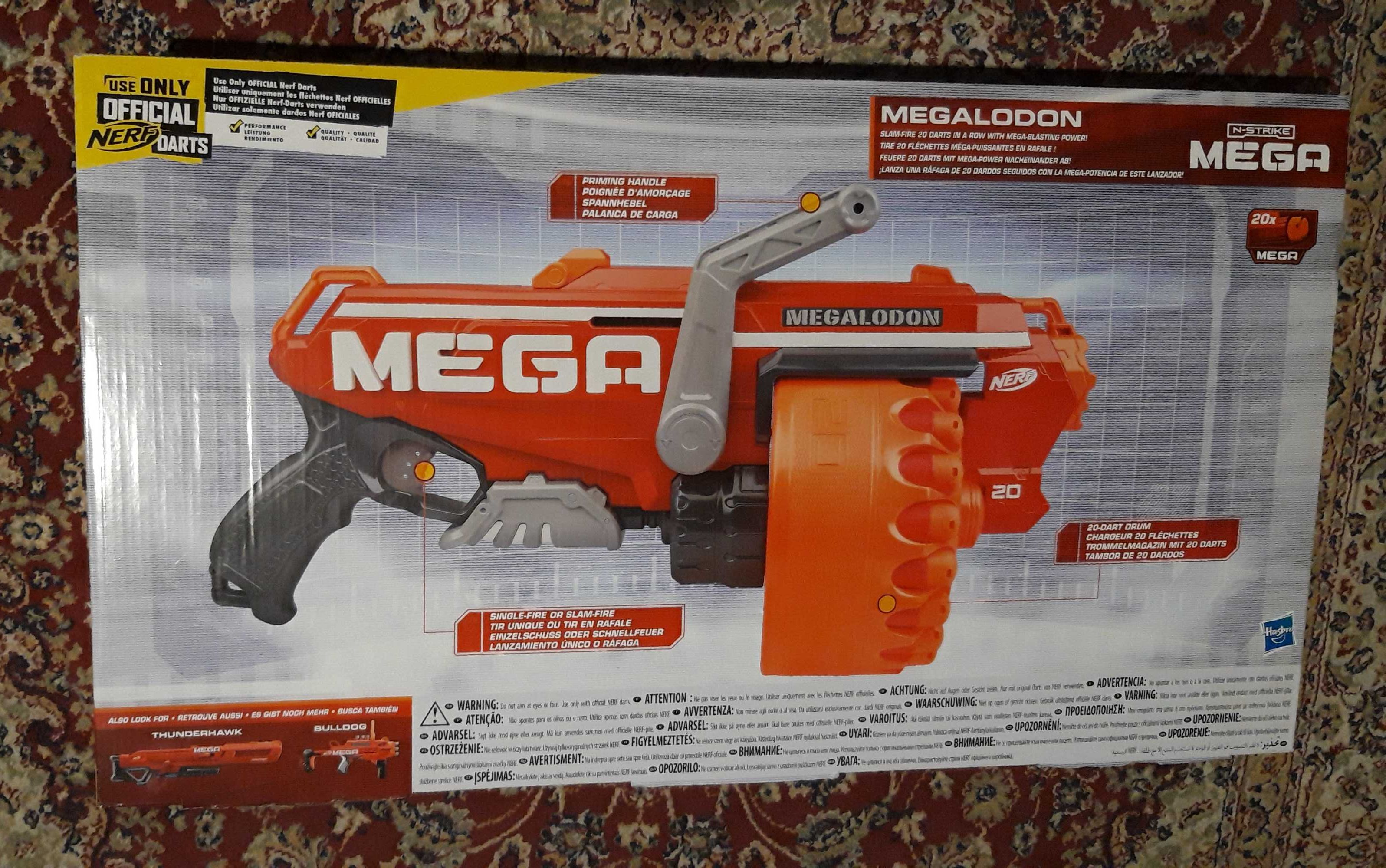 Lançador de dardo NERF MEGALODON - Artigo NOVO.