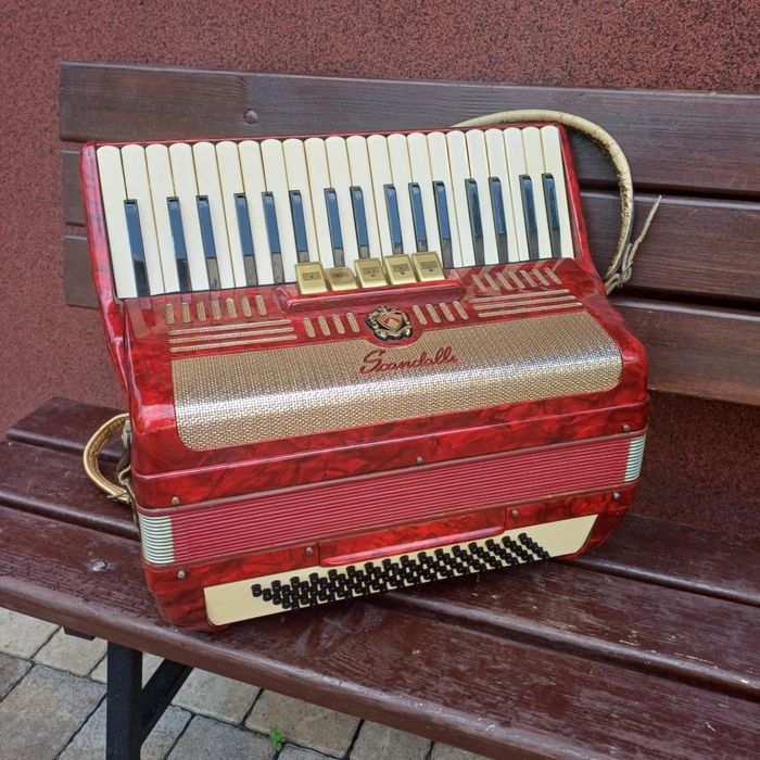 Akordeon Scandalli 80 basow