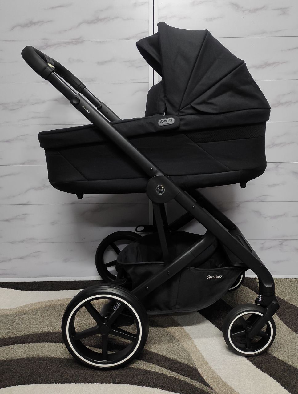 Cybex Balios S Lux Moon Black, коляска в новому стані