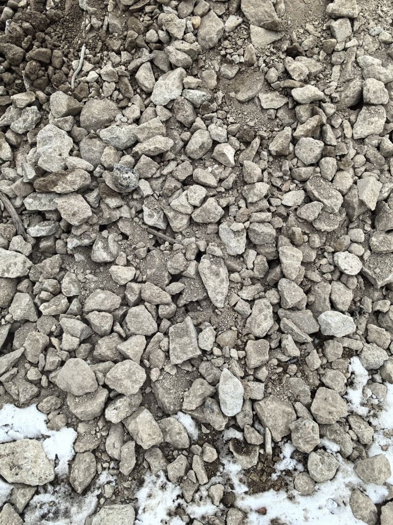 Sprzedam gruz betonowy kruszony