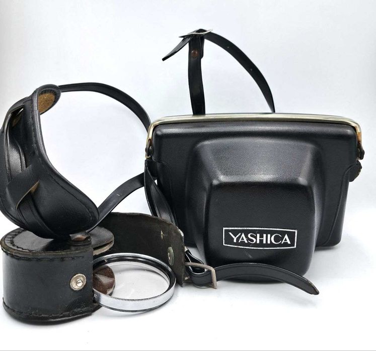 Плівкова камера Yashica Minister III