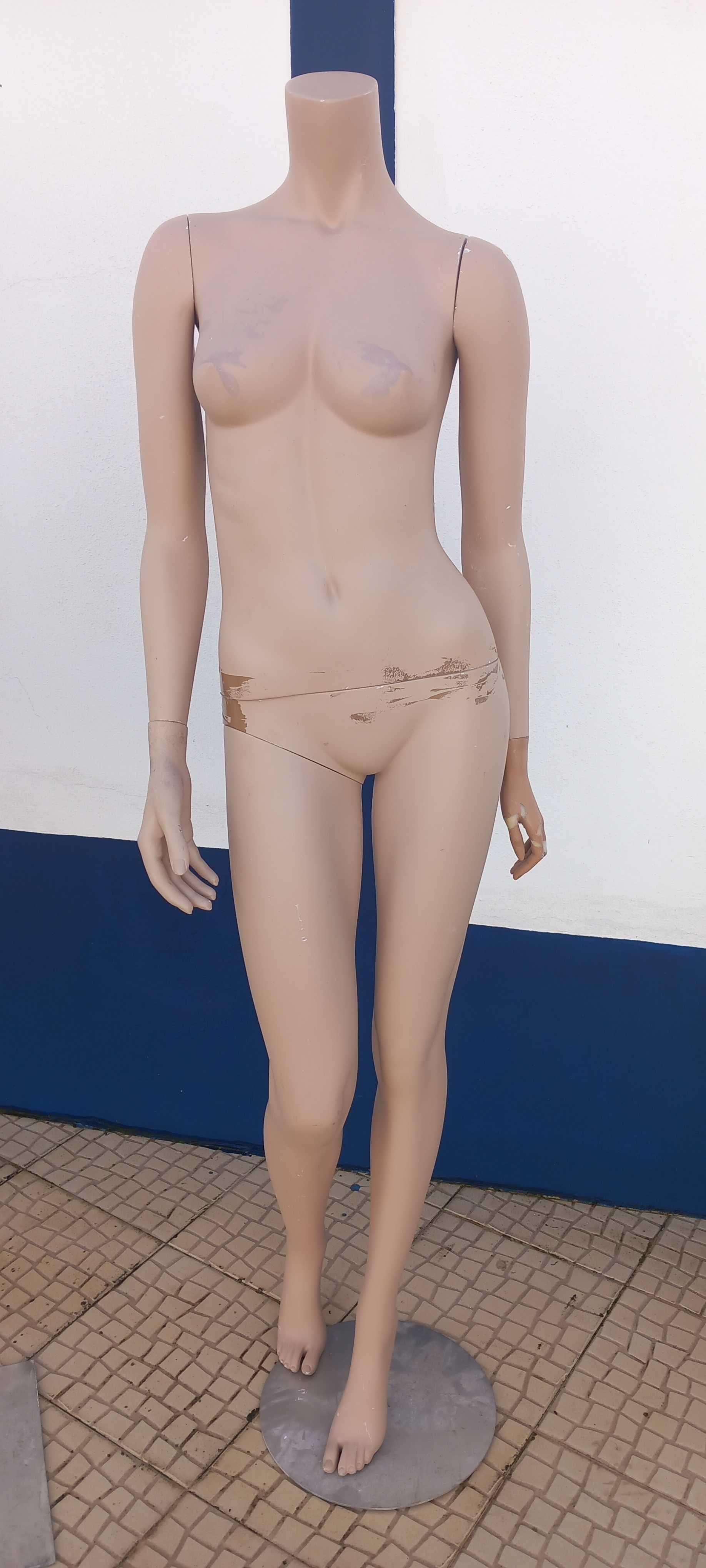 Manequins de Homem e senhora