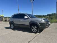 Продам Хюндай Туксон 2009 год