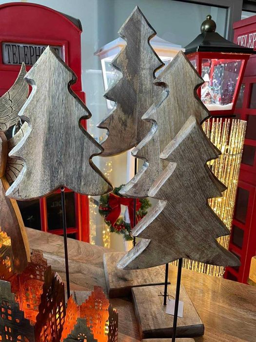 choinka drewno na podstawie pik