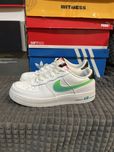 Оригінальні кросівки Nike Air Force 1 38(24см)
