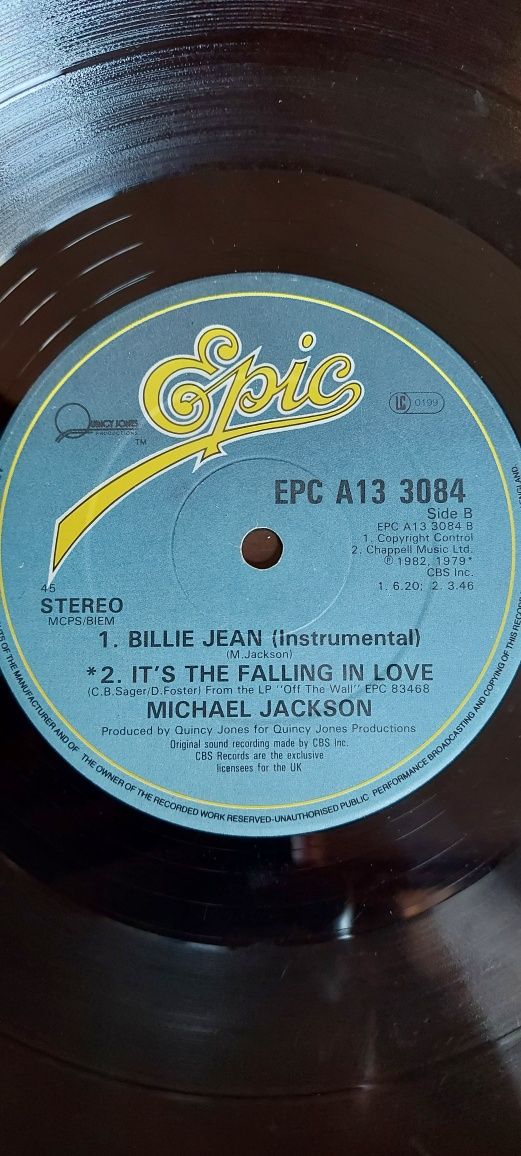 Michael Jackson - Thriller -"KING OF POP" -