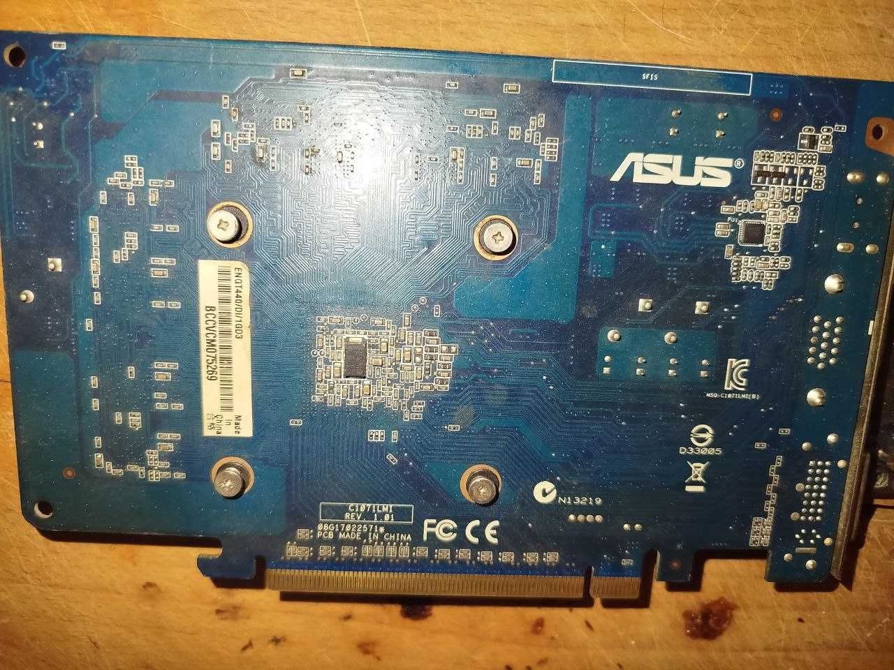 Видеокарта Asus GeForce GT 440. Охладжение улучшено