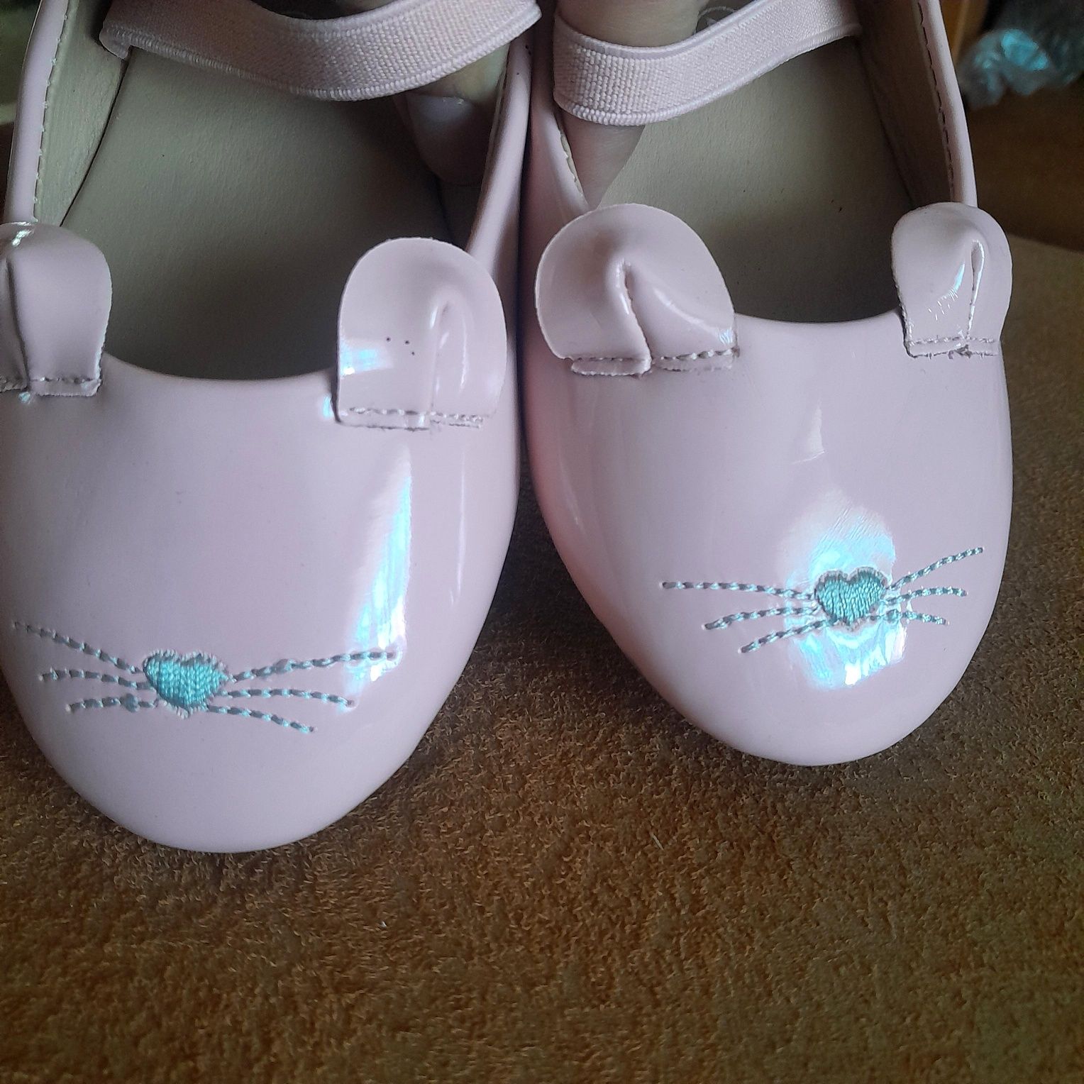 Pantofelki r.27 nowe