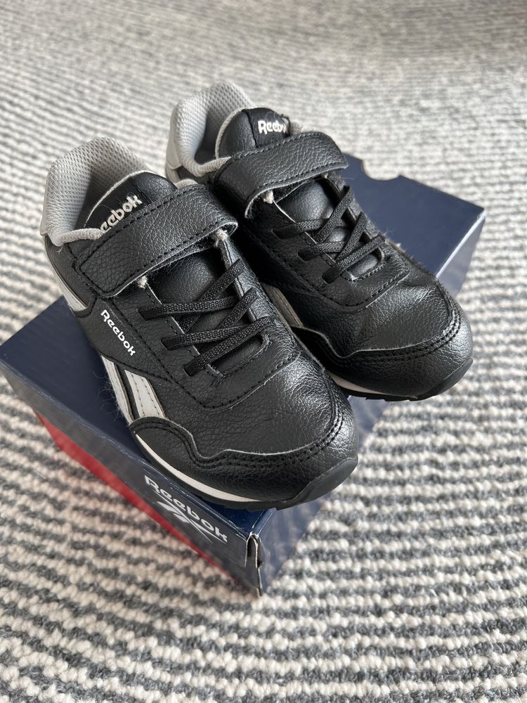 Buty dziecięce Reebok rozmiar 26 BDB TANIO!