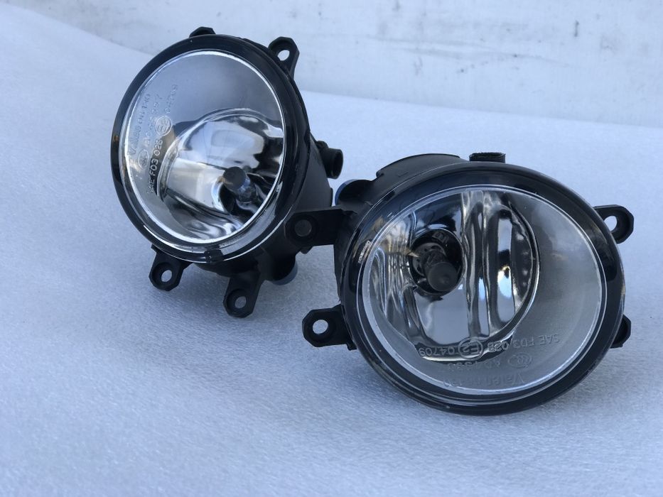 Туманки противотуманка Valeo Toyota  Camry Avensis Rav4 Lexus LX 570