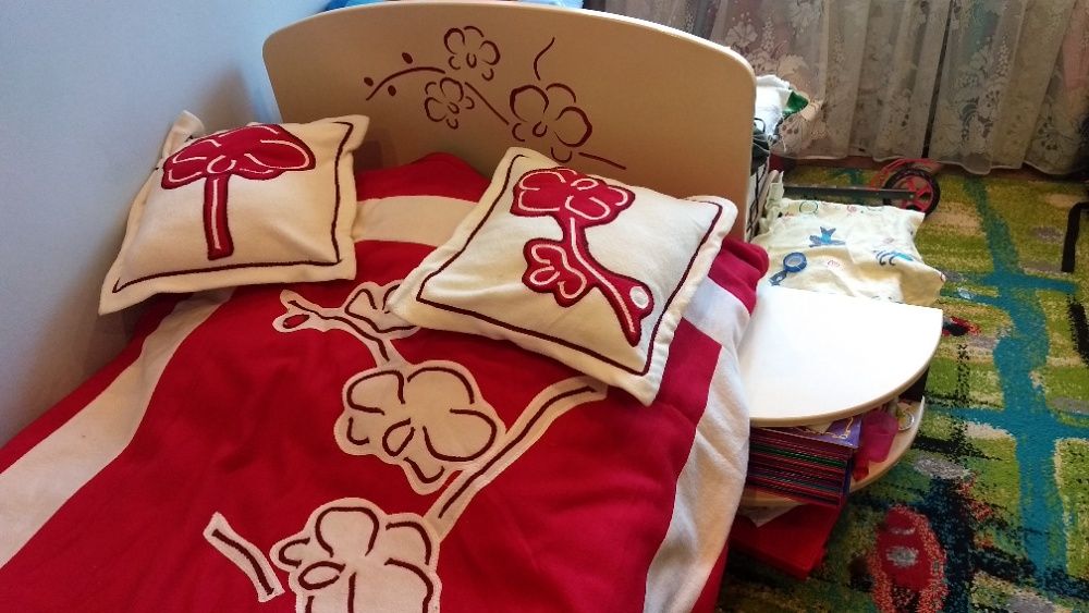 Łóżko, Meblik Orchidea bordo