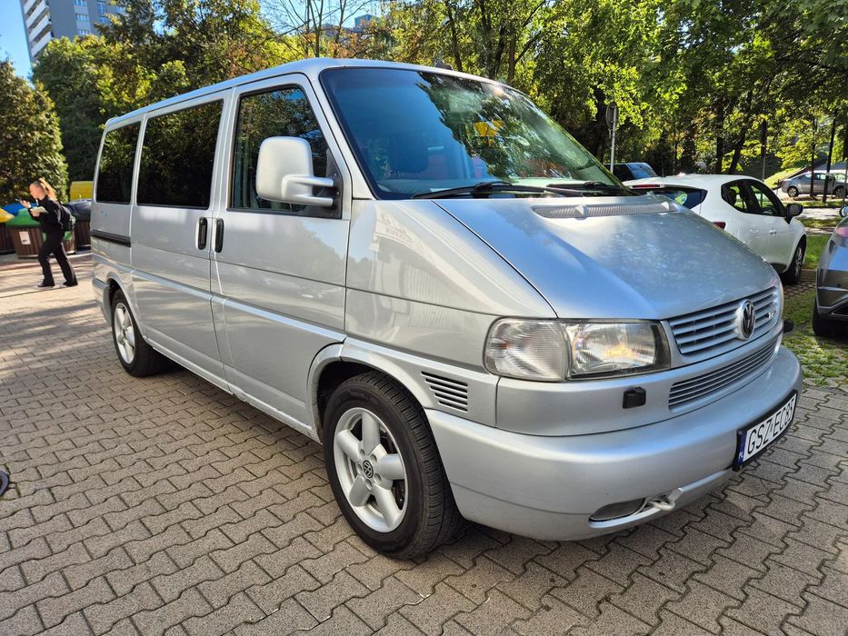 Volkswagen Multivan Volkswagen T4 Multivan 2001 rok. 2,5 TDI AXG 151 KM