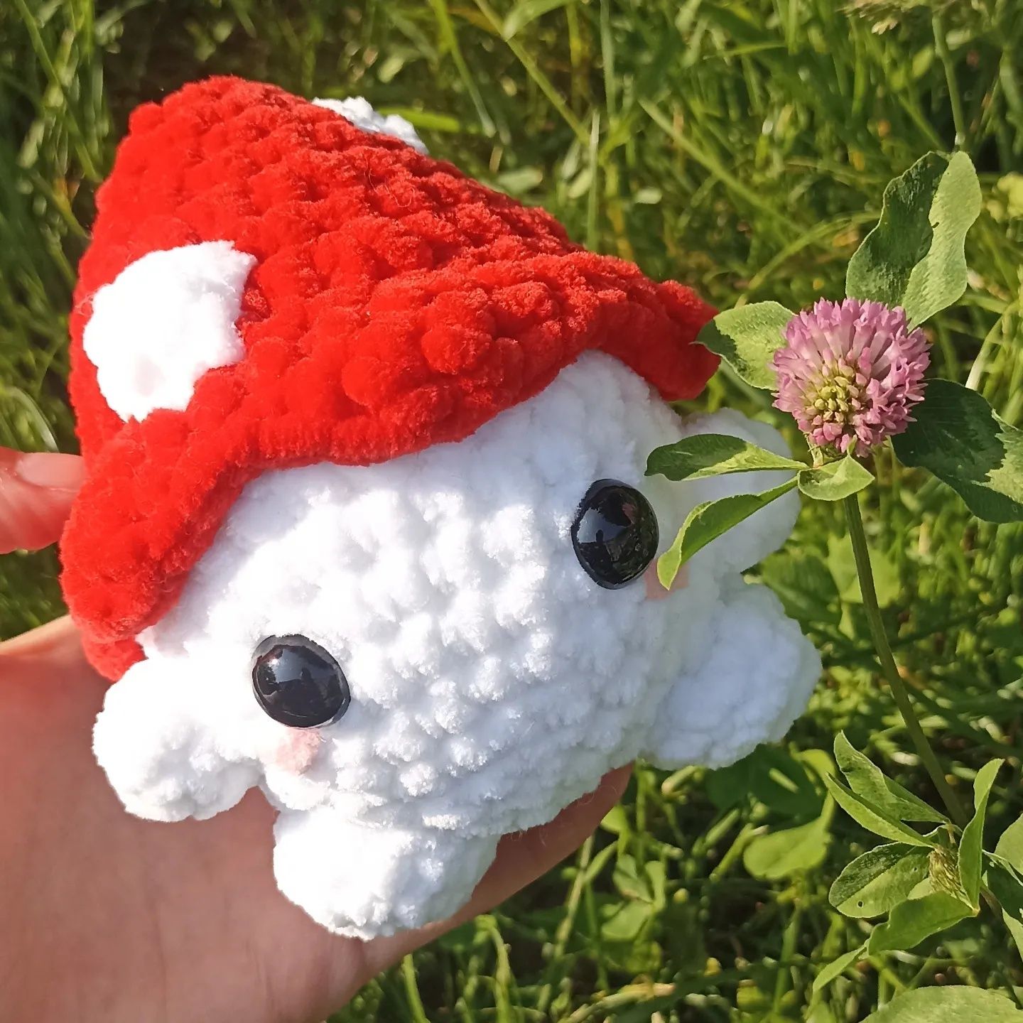 Muchomorek na szydełku, maskotka