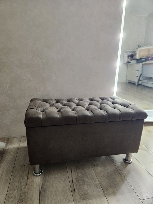 Пуф з нішею метровий