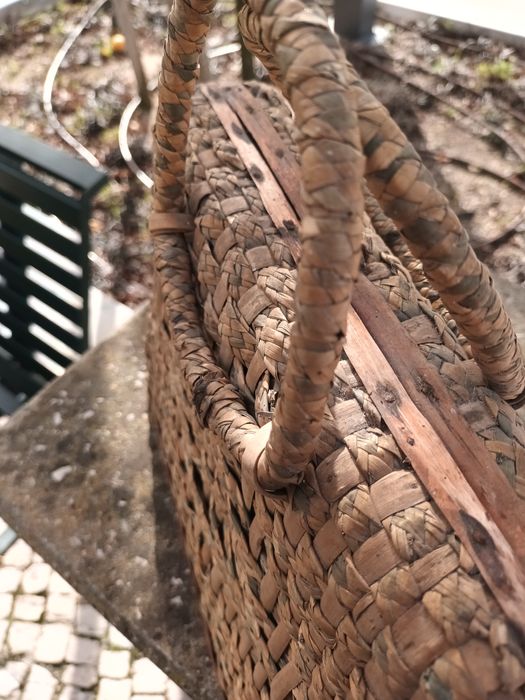 Cestos e cestas de verga