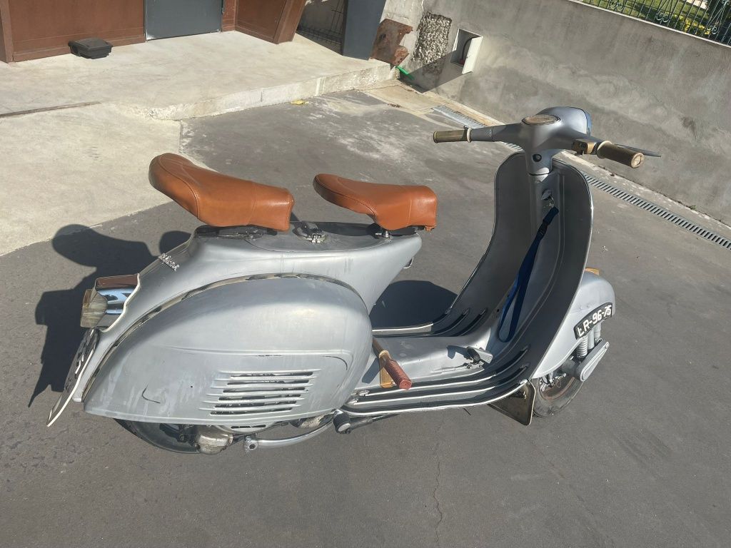 Vespa 125 sprint