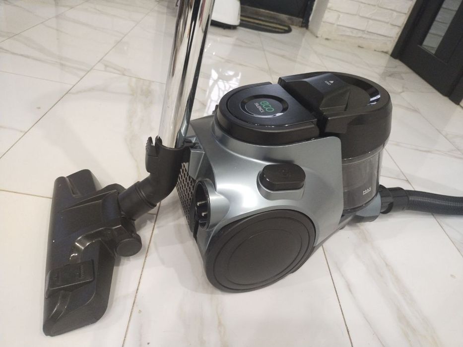 Пилосос Midea для сухого прибирання