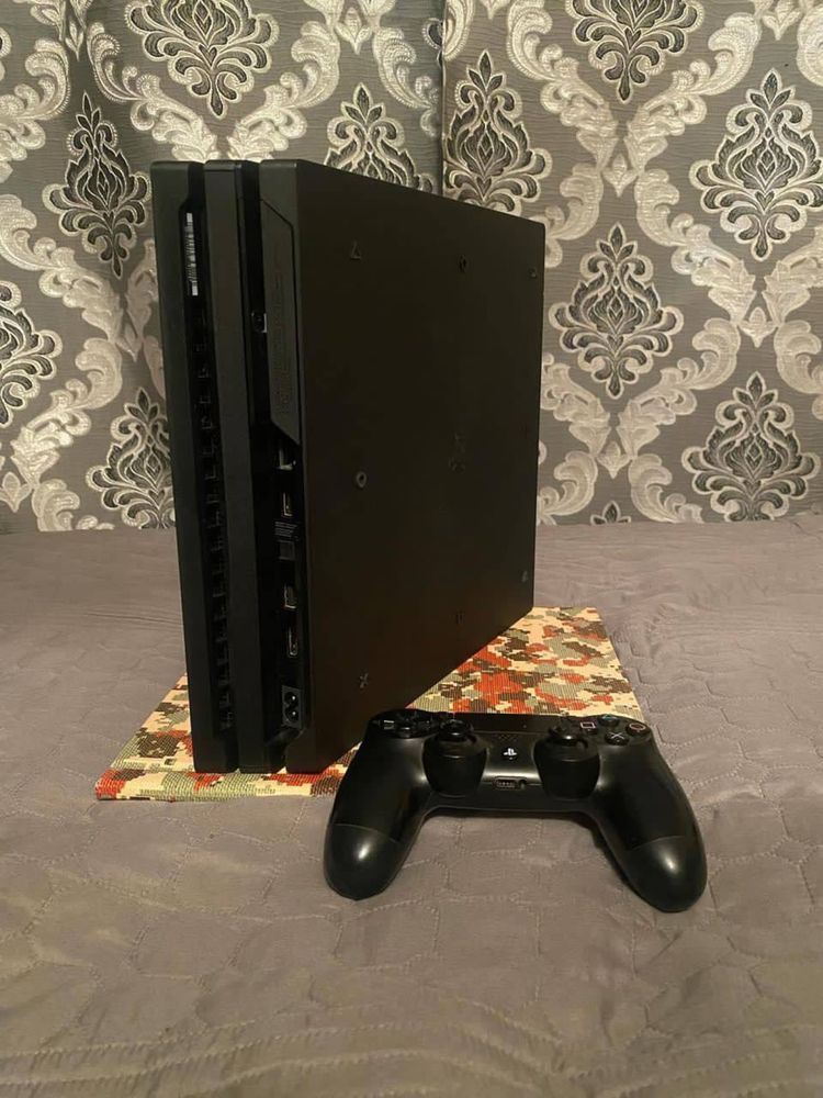 Ps 4 Pro в хорошому стні 1Тб