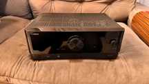 Yamaha RX-V4A - amplificador com streamer