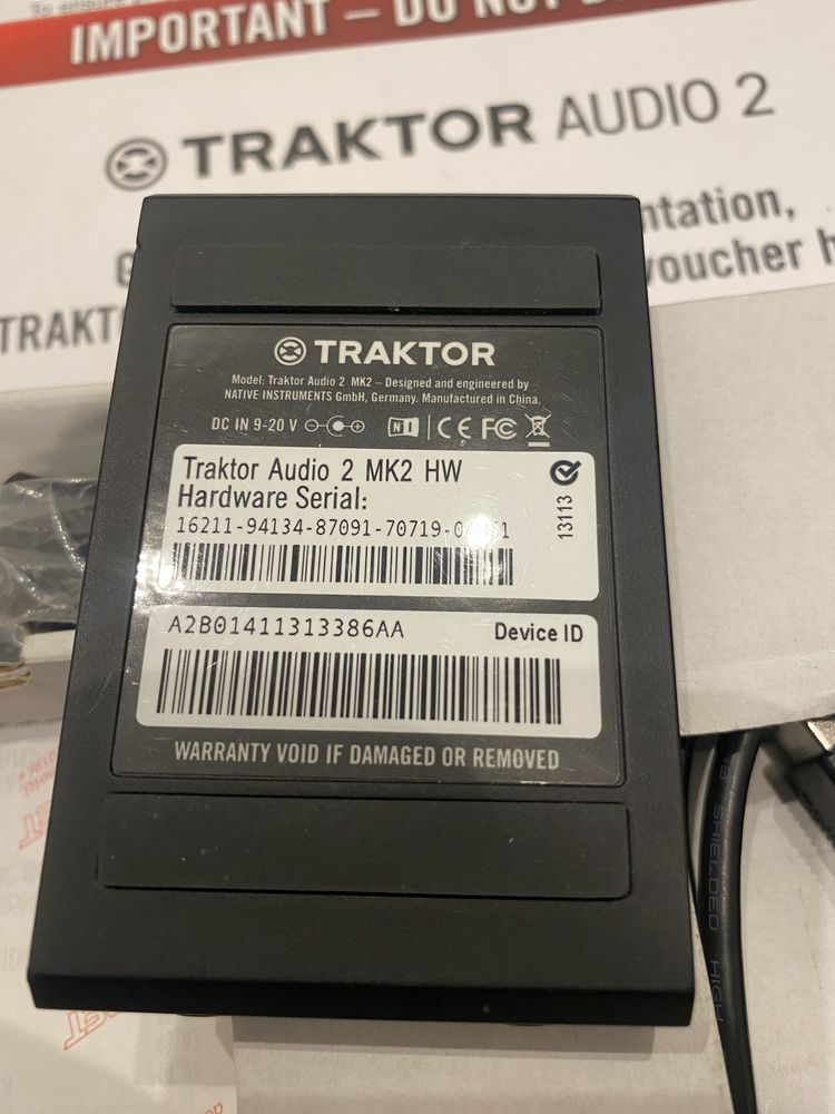 Traktor audio 2 mk2 dj mixer