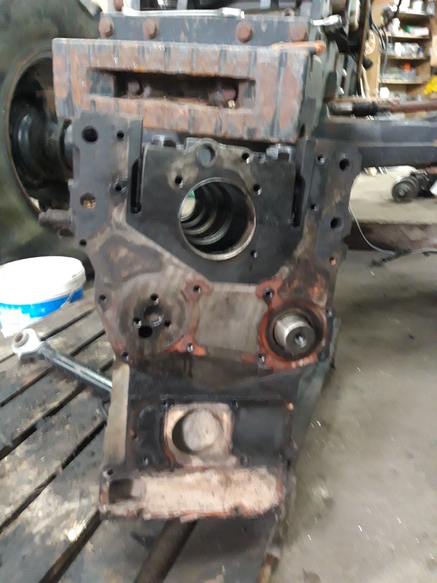 Blok silnik perkins 4cylindry  aa 80576 u665370y