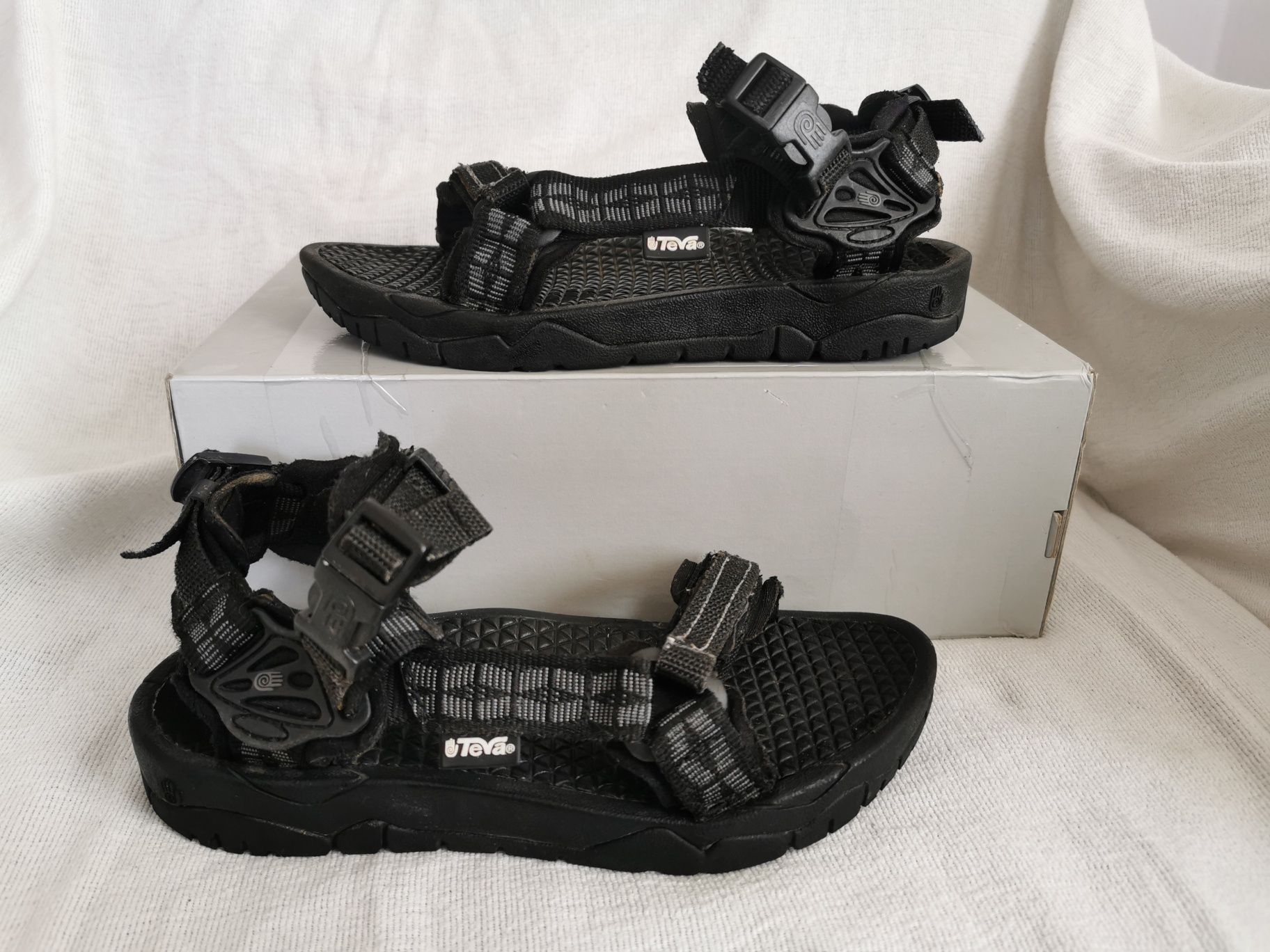 Teva Spider Universal sandały trekkingowe 38