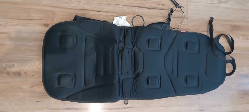 Mata masująca do auta