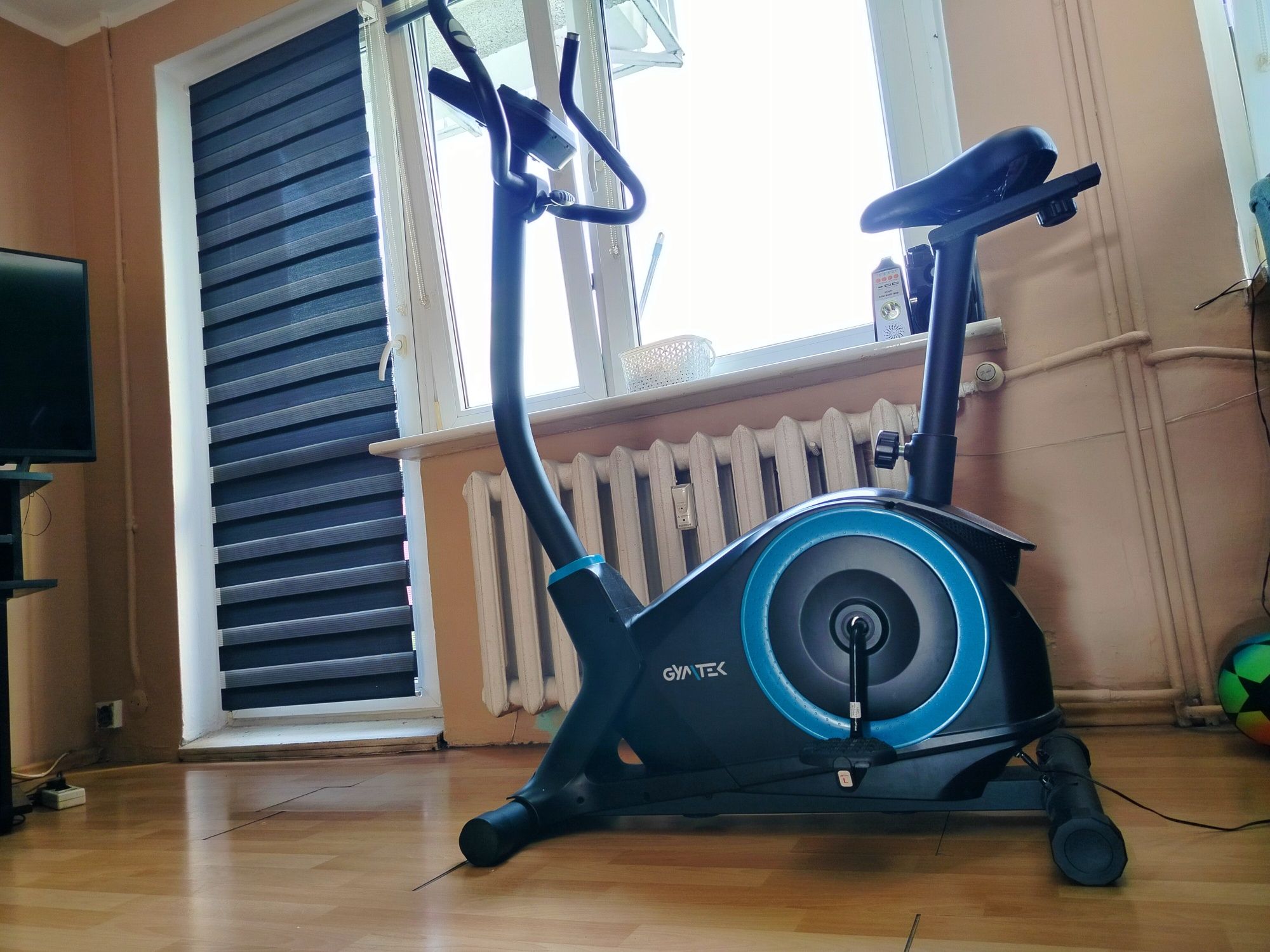 Sprzedam rower elektromagnetyczny xb3000