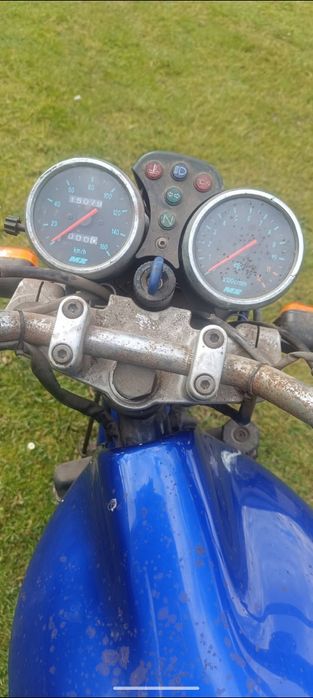 Sprzedam mzt 125  coś stuka w silniku więcej informacji udzielę telefo